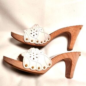 Louis Vuitton White Leather Eyelet Mules